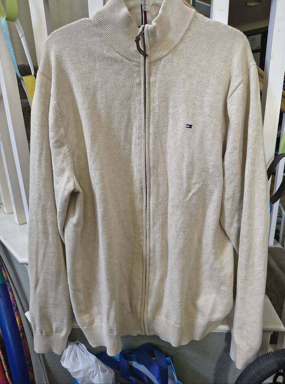 Tommy Hilfiger Men’s Cream Full-Zip Ribbed Stand Collar Sweater